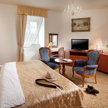 Imperial Spa & Kurhotel Františkovy Lázně Dış mekan fotoğraf