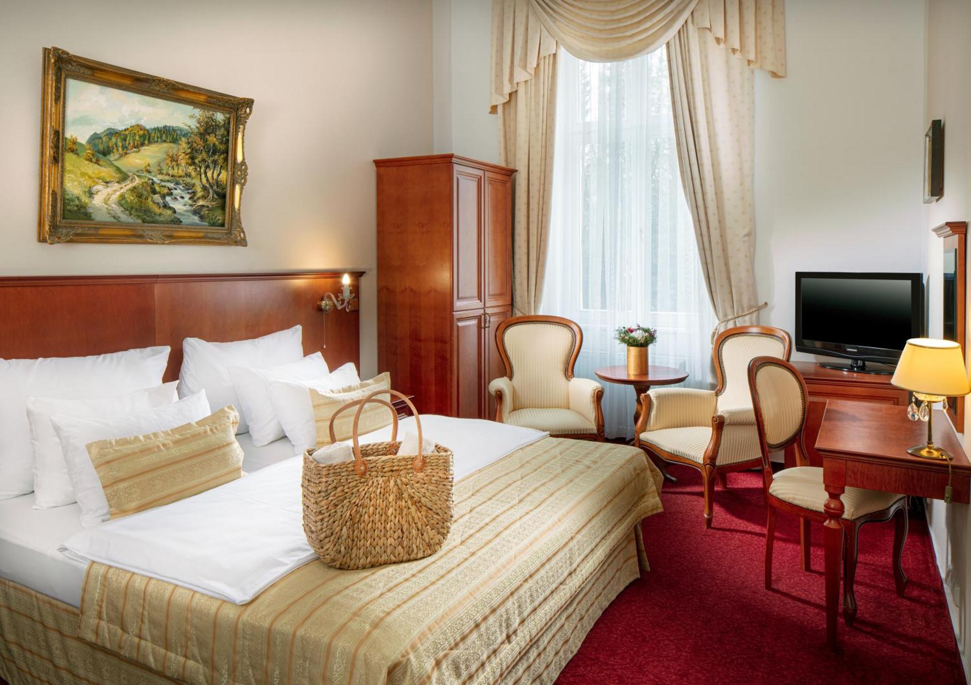 Imperial Spa & Kurhotel Františkovy Lázně Dış mekan fotoğraf
