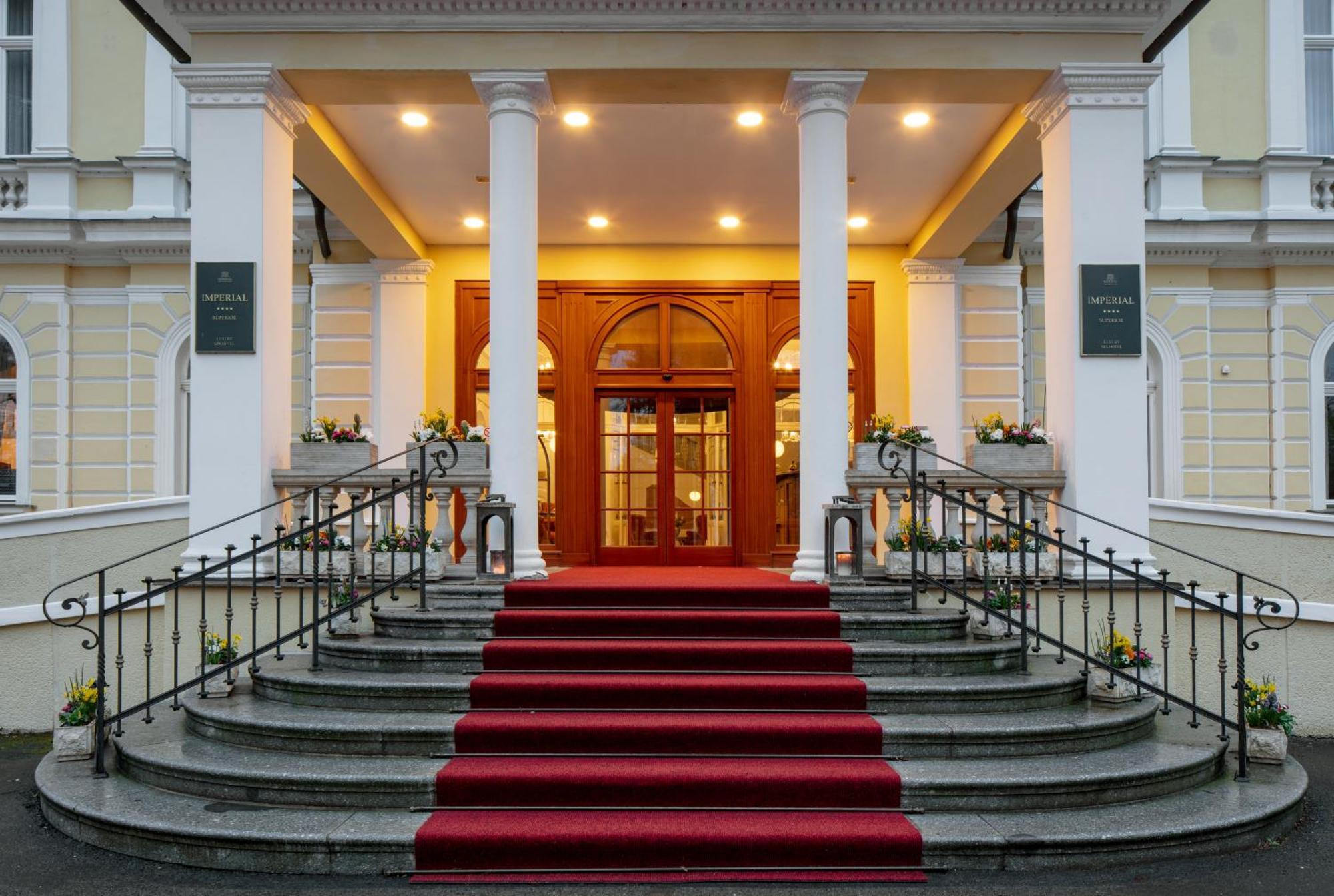 Imperial Spa & Kurhotel Františkovy Lázně Dış mekan fotoğraf