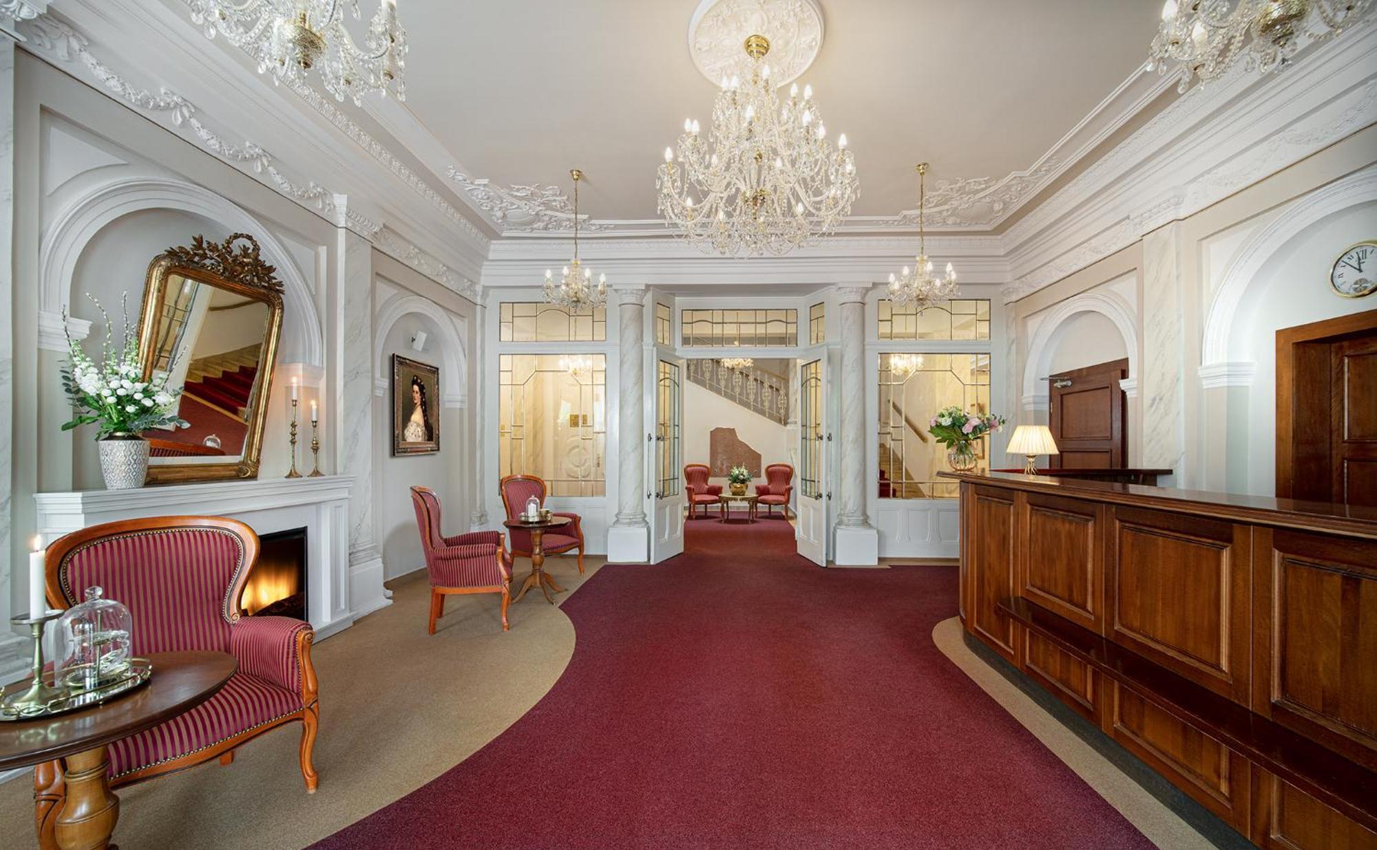 Imperial Spa & Kurhotel Františkovy Lázně Dış mekan fotoğraf