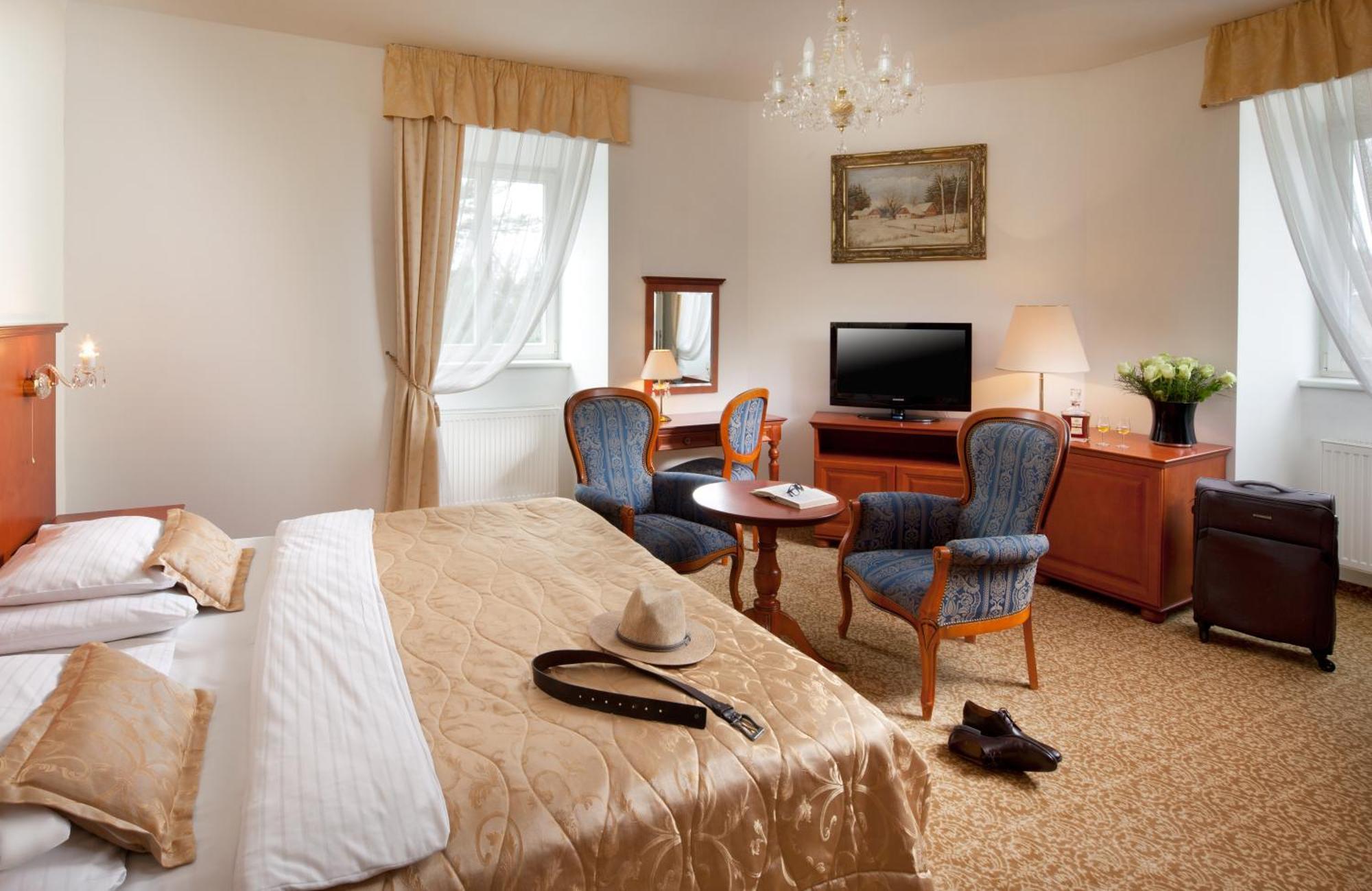 Imperial Spa & Kurhotel Františkovy Lázně Dış mekan fotoğraf